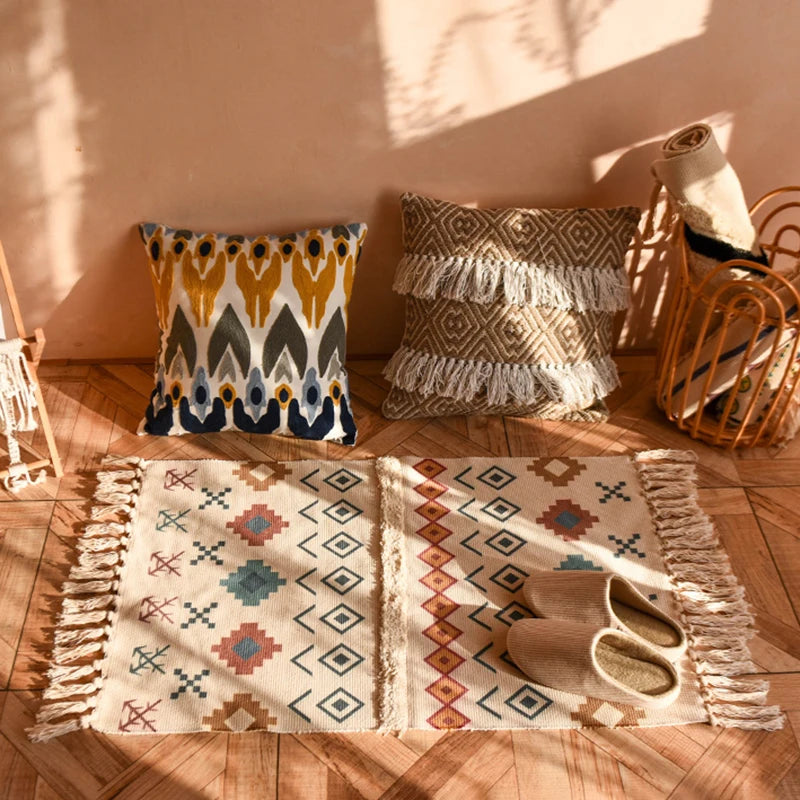 Retro Bohemian Hand Woven Tassel Carpet for Home Living Room Home Decor Bedside Linen Rug Table Runner Door Linen Mat 60x90cm